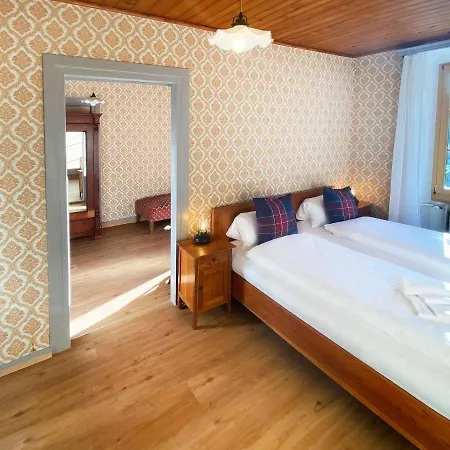 Du Glacier Boutique & Traditions Hotel