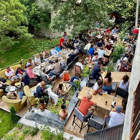 Du Glacier Boutique & Traditions 3*