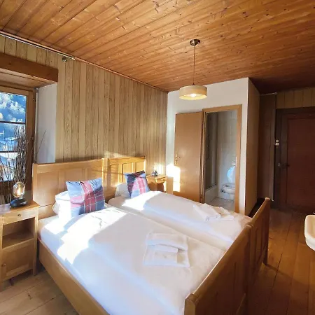 Du Glacier Boutique & Traditions Hotel