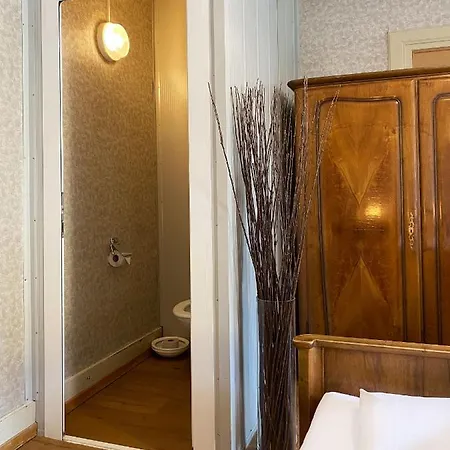 Du Glacier Boutique & Traditions 3*