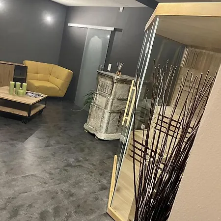 Du Glacier Boutique & Traditions Hotel