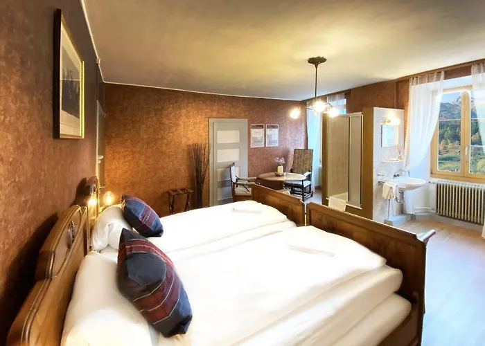 Du Glacier Boutique & Traditions 3*