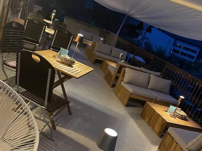 Отель Du Glacier Boutique & Traditions 3*