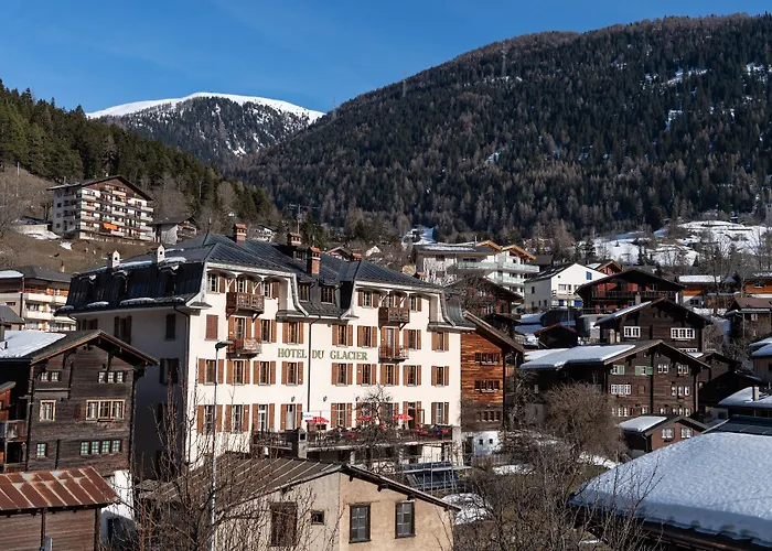 Du Glacier Boutique & Traditions Hotel 3*