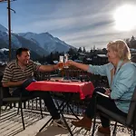 Du Glacier Boutique&traditions 3*