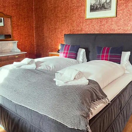Du Glacier Boutique & Traditions Hotel 3*