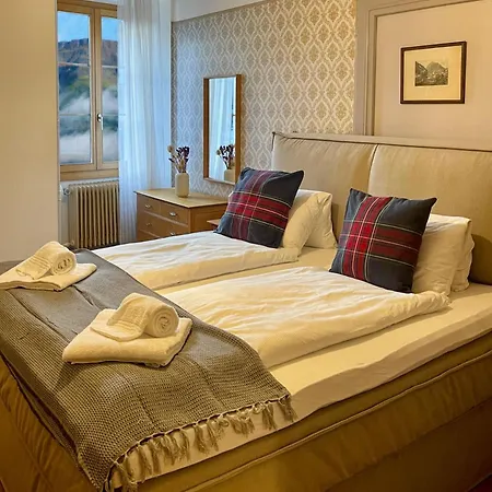 Du Glacier Boutique & Traditions Hotel