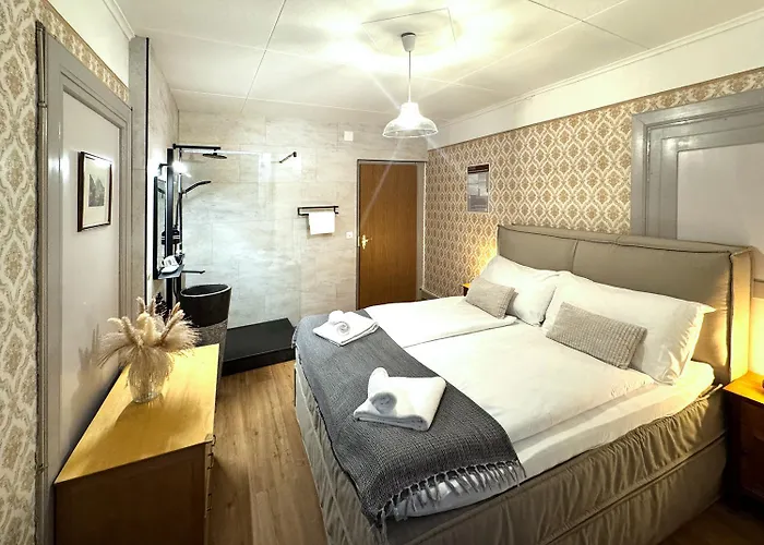 Du Glacier Boutique & Traditions Отель 3*