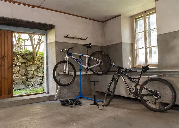 Du Glacier Boutique & Traditions 3*